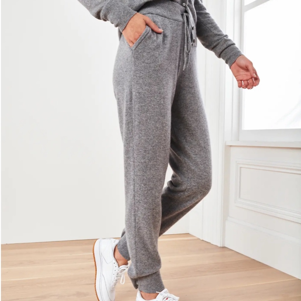 Quince Mongolian cashmere jogger